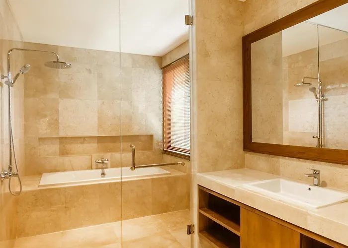 Medewi Surf Luxury Frühstückspension 3*