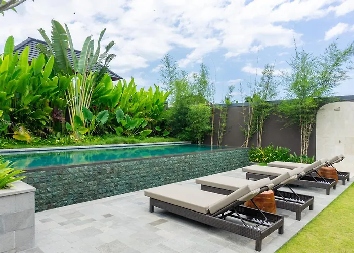 Medewi Surf Luxury 3*