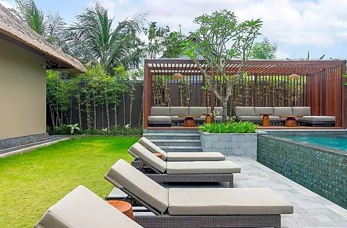 Отель типа "постель и завтрак" Medewi Surf Luxury 3*
